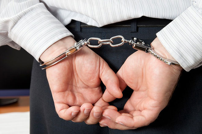 වලස්මුල්ල පොලිසිය නීතිවිරෝධී ලෙස පෙ.ස.ප. සාමාජිකයකු අත්අඩංගුවට ගනී!