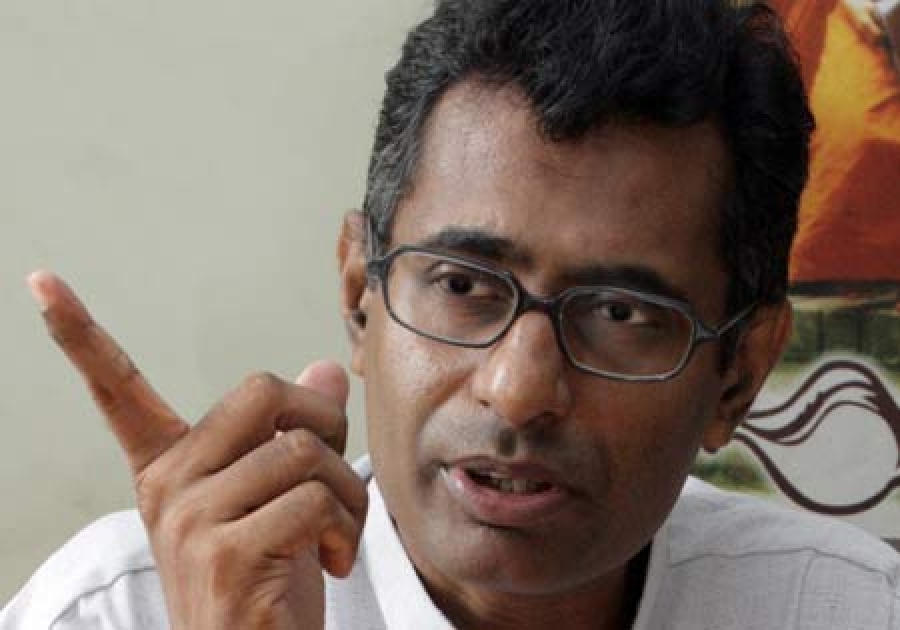 චම්පික සන්ධානයෙන් අස්වී වෙනම පෙරමුණකින් එයි