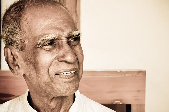 අමරදේව ගාන්ධර්වයාණන් නිහඩවම නික්ම යයි!