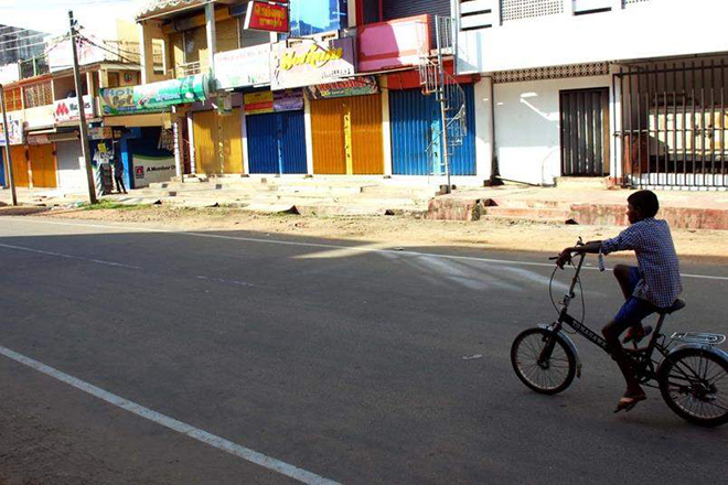 දෙමළ වැසියන්ගේ ඉල්ලීම් ඉටු නොකරන නිසා හර්තාලයක් කැදවයි