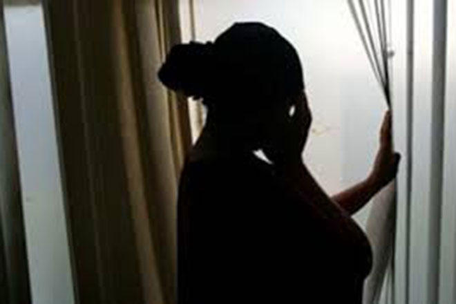 හාම්පුතාට වකුගඩුව නොදුන්නැයි දඩුවම් විදින ශ්‍රී ලංකික ගෘහ සේවිකාව