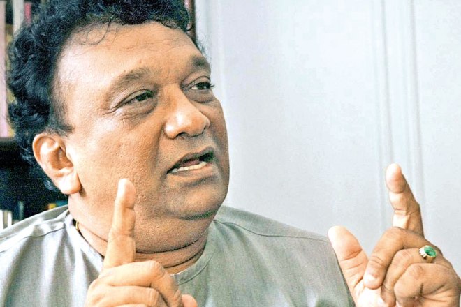 වෛද්‍ය උපාධි වෙළෙදාම නීතියෙන්ම භාරදෙන තුරු ඉවසන්න – ඇමති කිරිඇල්ල ආයාචනා කරයි