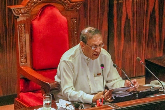 කථානායක, ප්‍රාදේශීය සභාව හෑල්ලු කරයි!